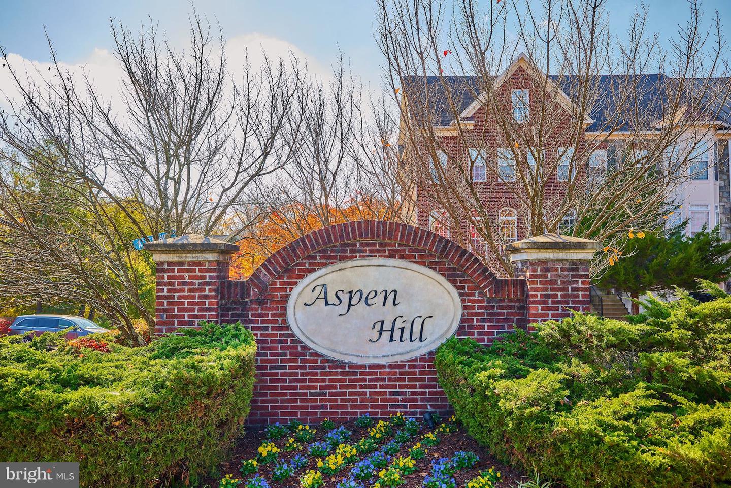 6715 Aspen Trace COURT