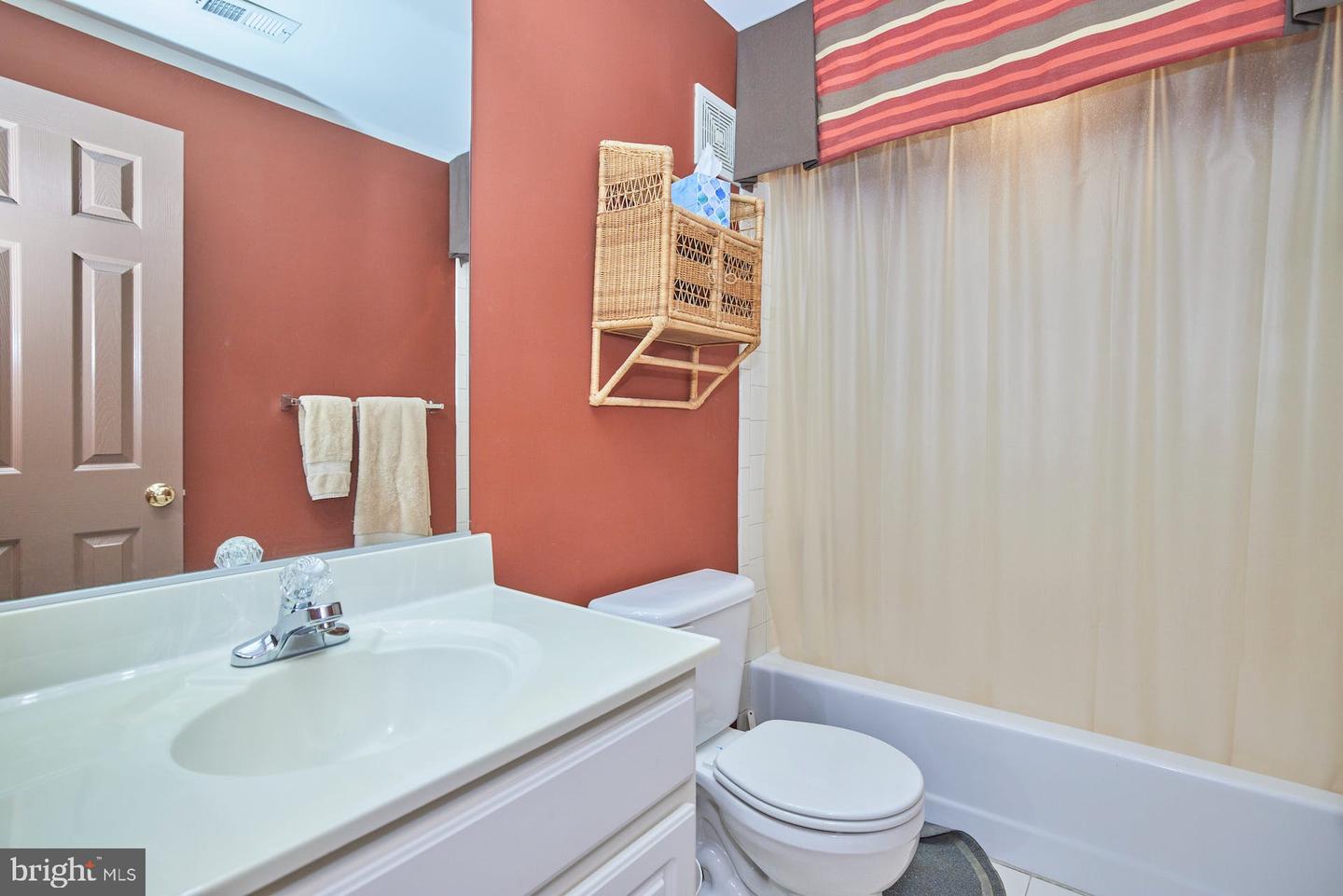6715 Aspen Trace COURT