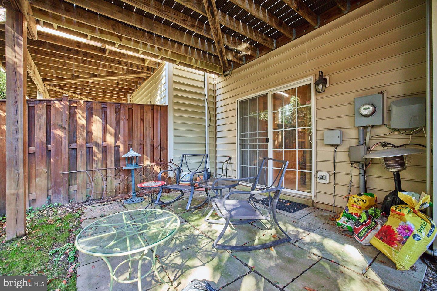 6715 Aspen Trace COURT
