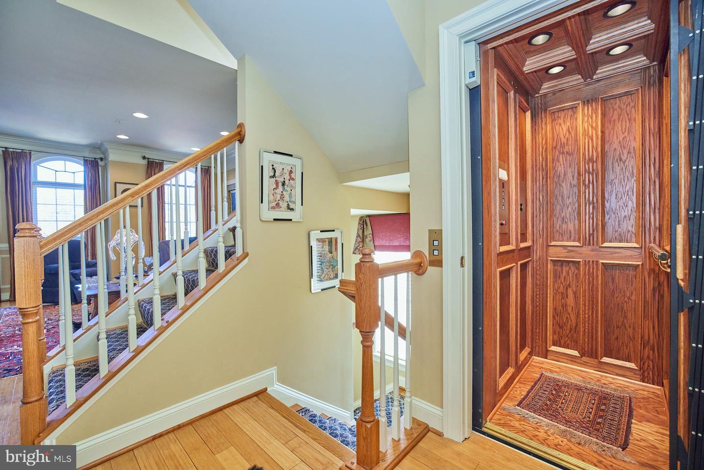 6715 Aspen Trace COURT