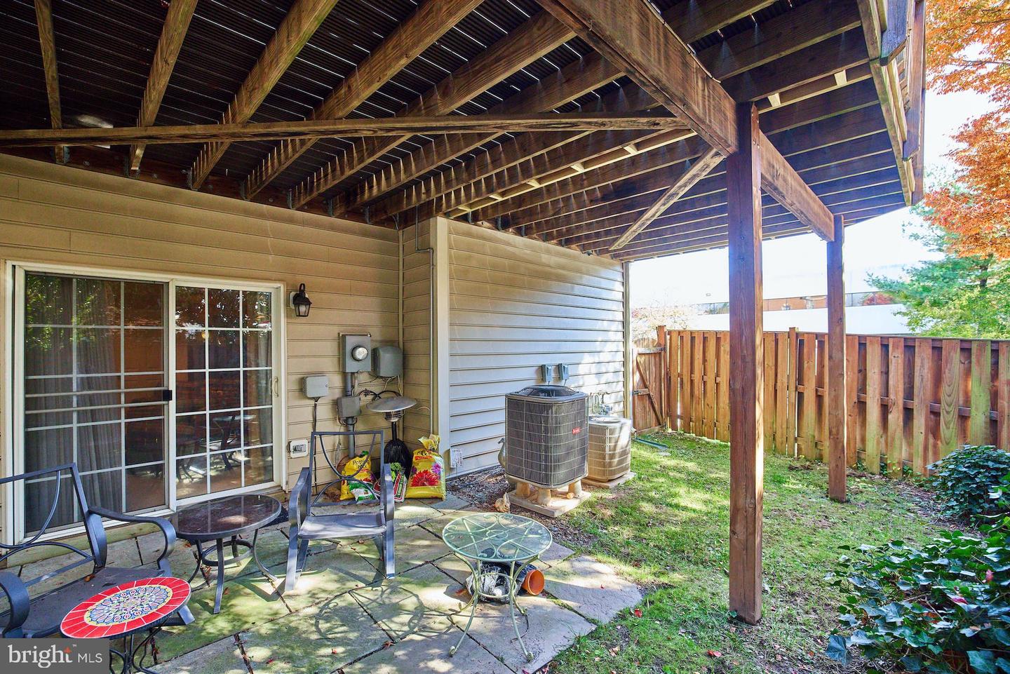 6715 Aspen Trace COURT