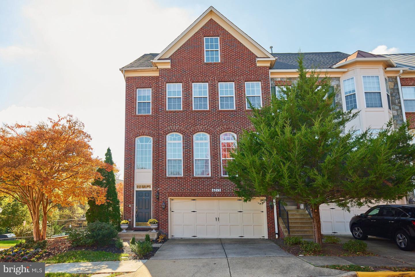 6715 Aspen Trace COURT