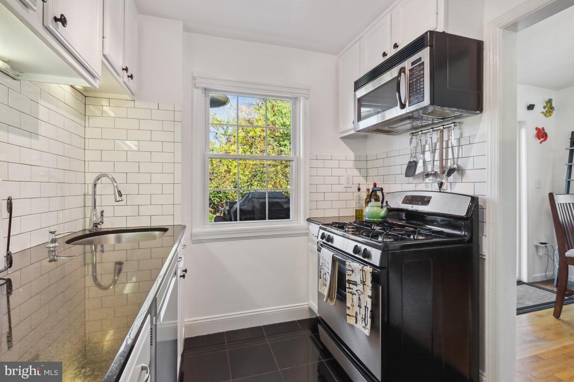 2308 Riverview TERRACE