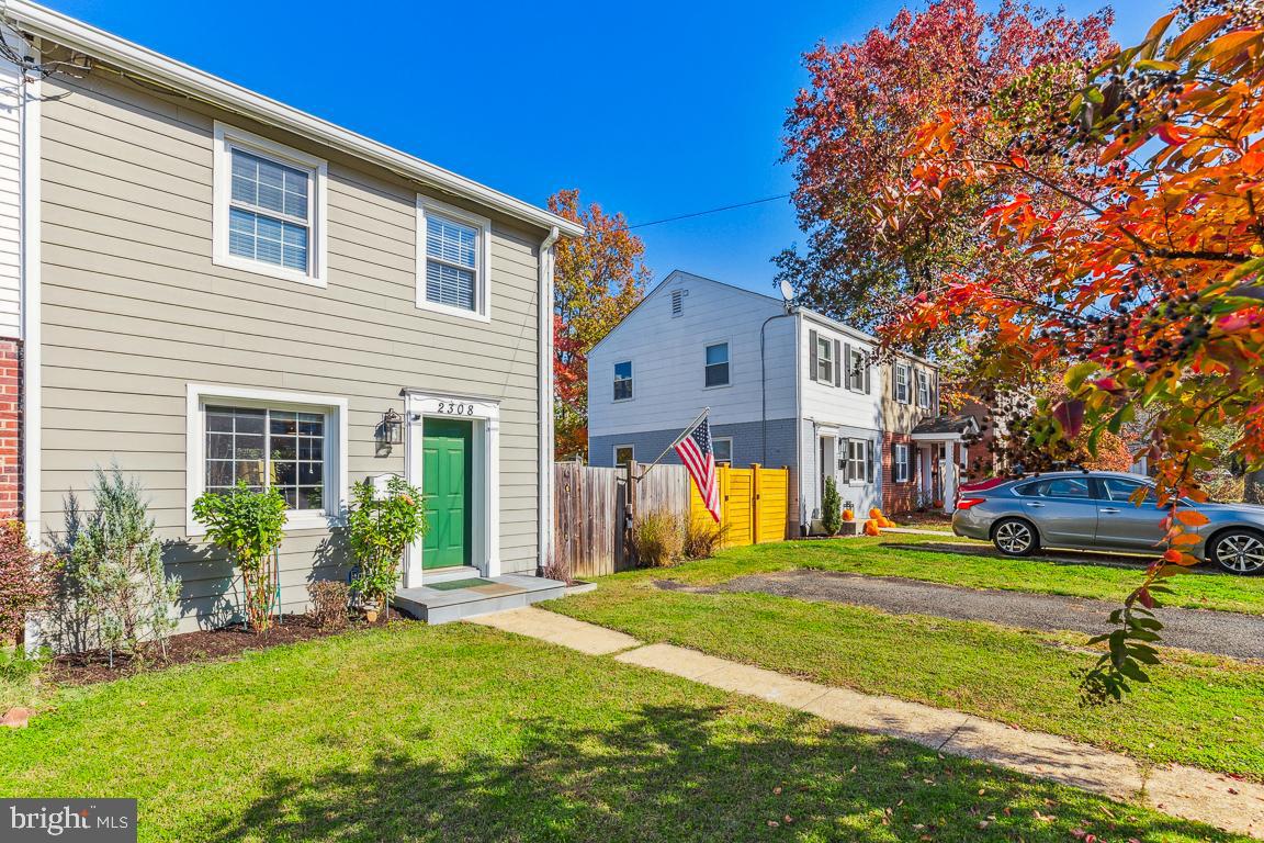 2308 Riverview TERRACE