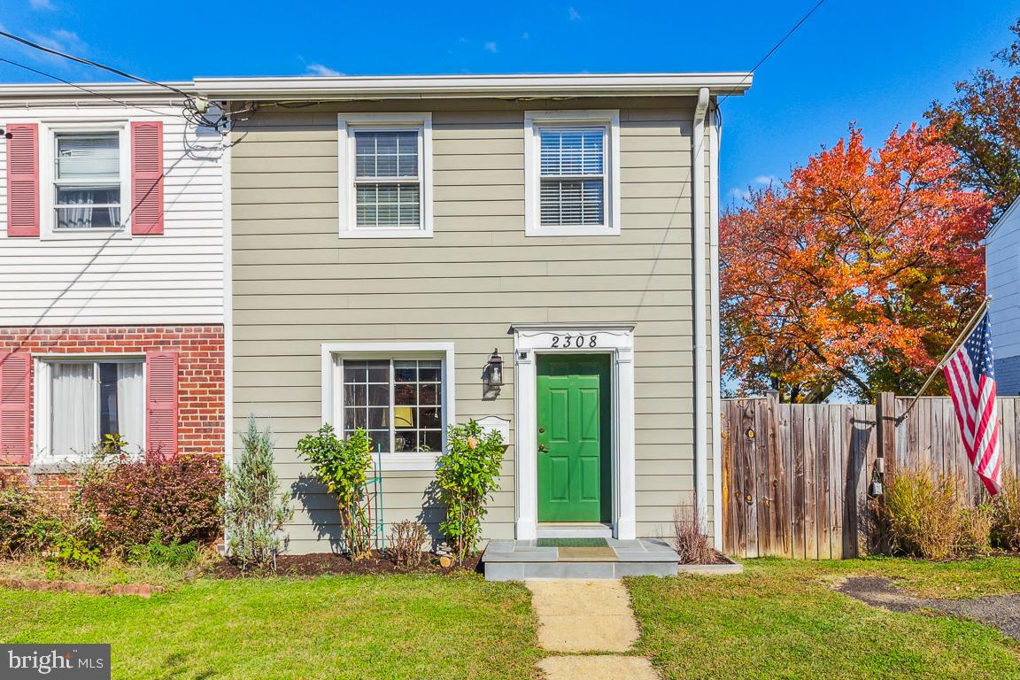 2308 Riverview TERRACE