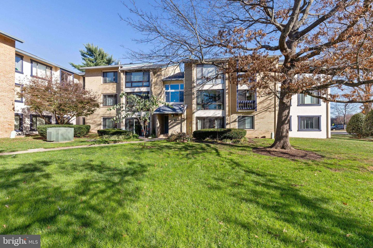 10220 Bushman DRIVE Unit: 8212