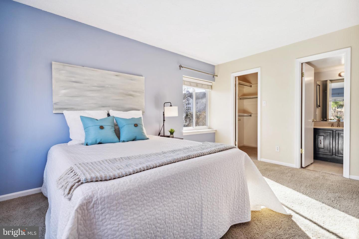 10220 Bushman DRIVE Unit: 8212