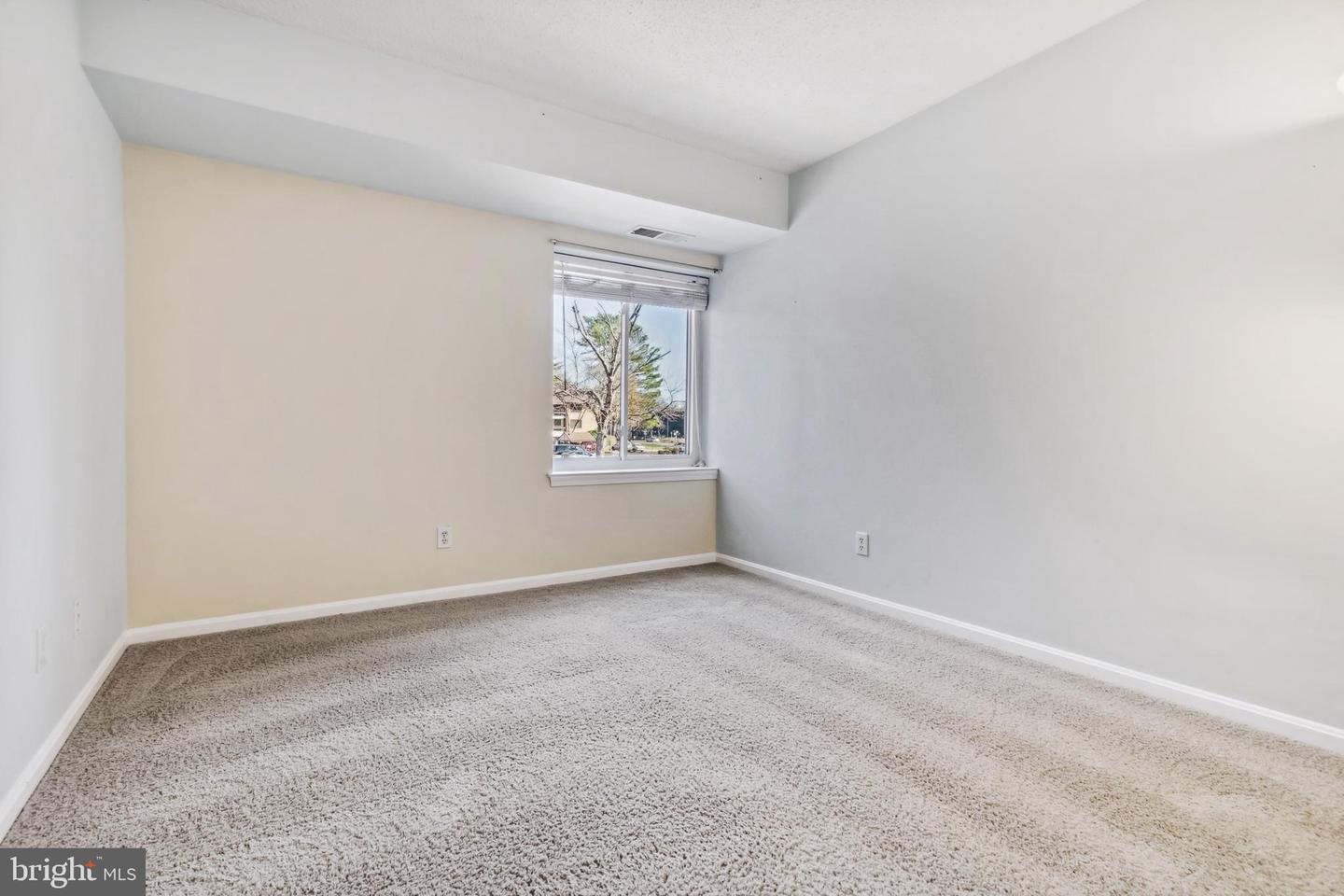 10220 Bushman DRIVE Unit: 8212