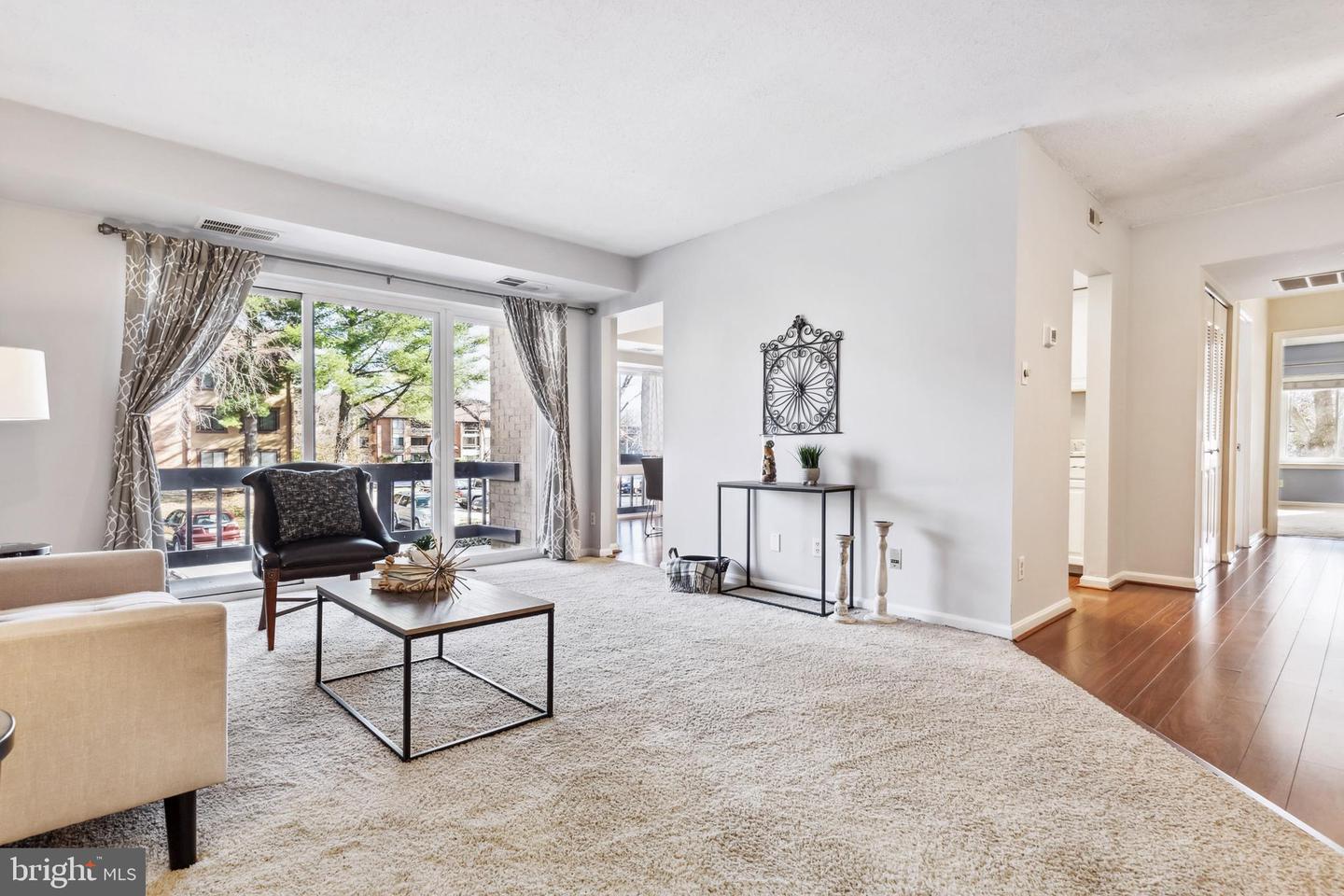 10220 Bushman DRIVE Unit: 8212