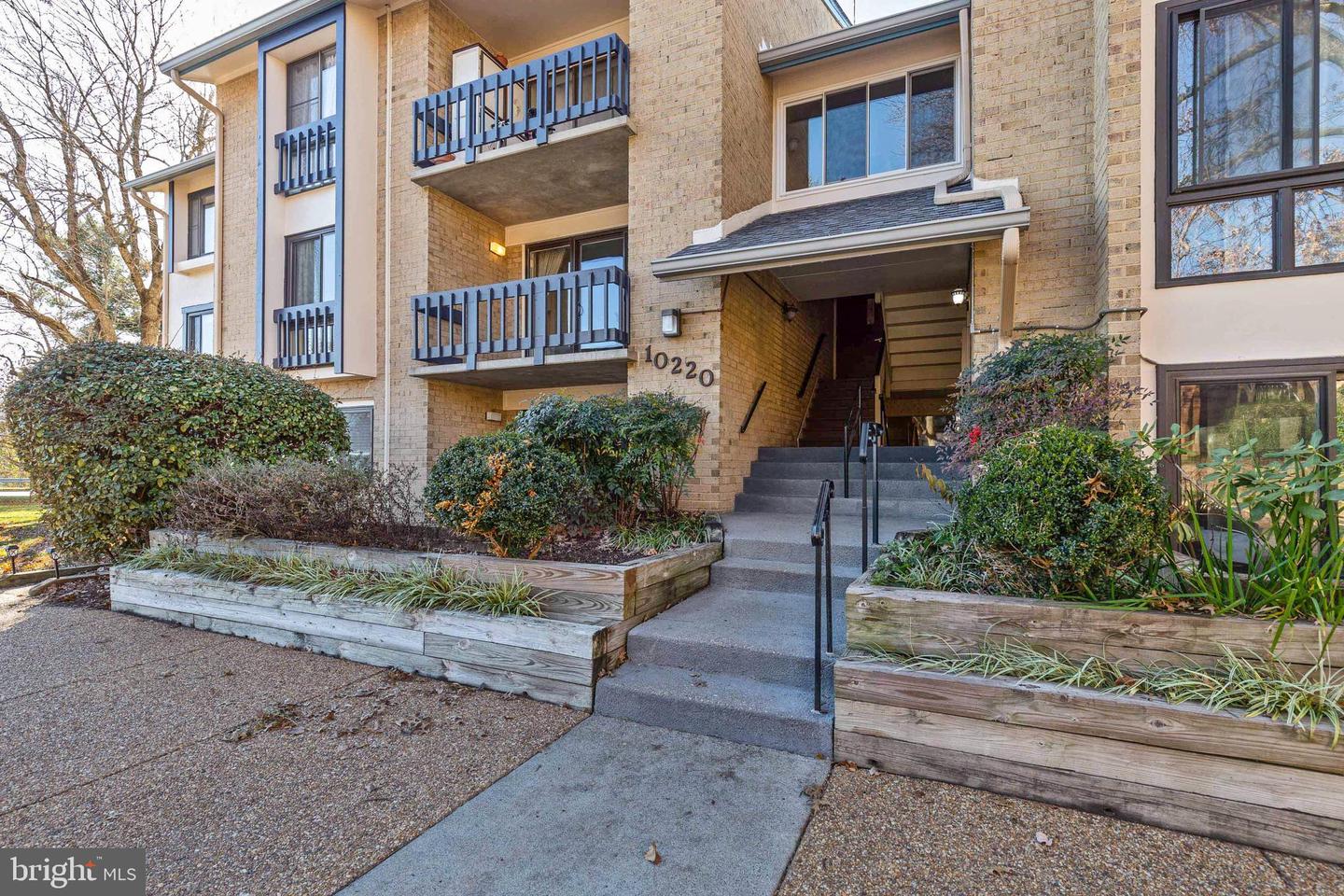 10220 Bushman DRIVE Unit: 8212