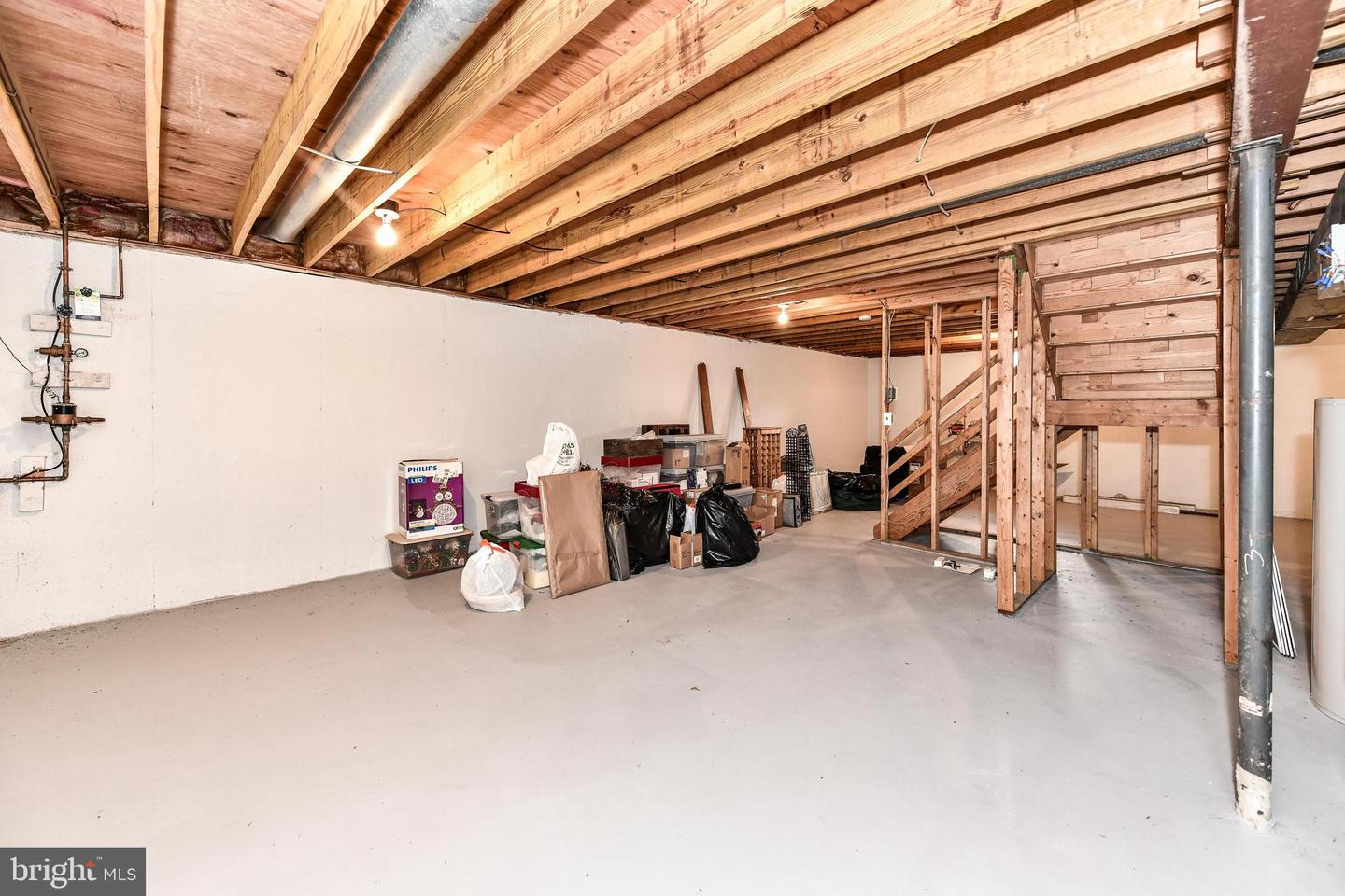 4095 Braxton ROAD