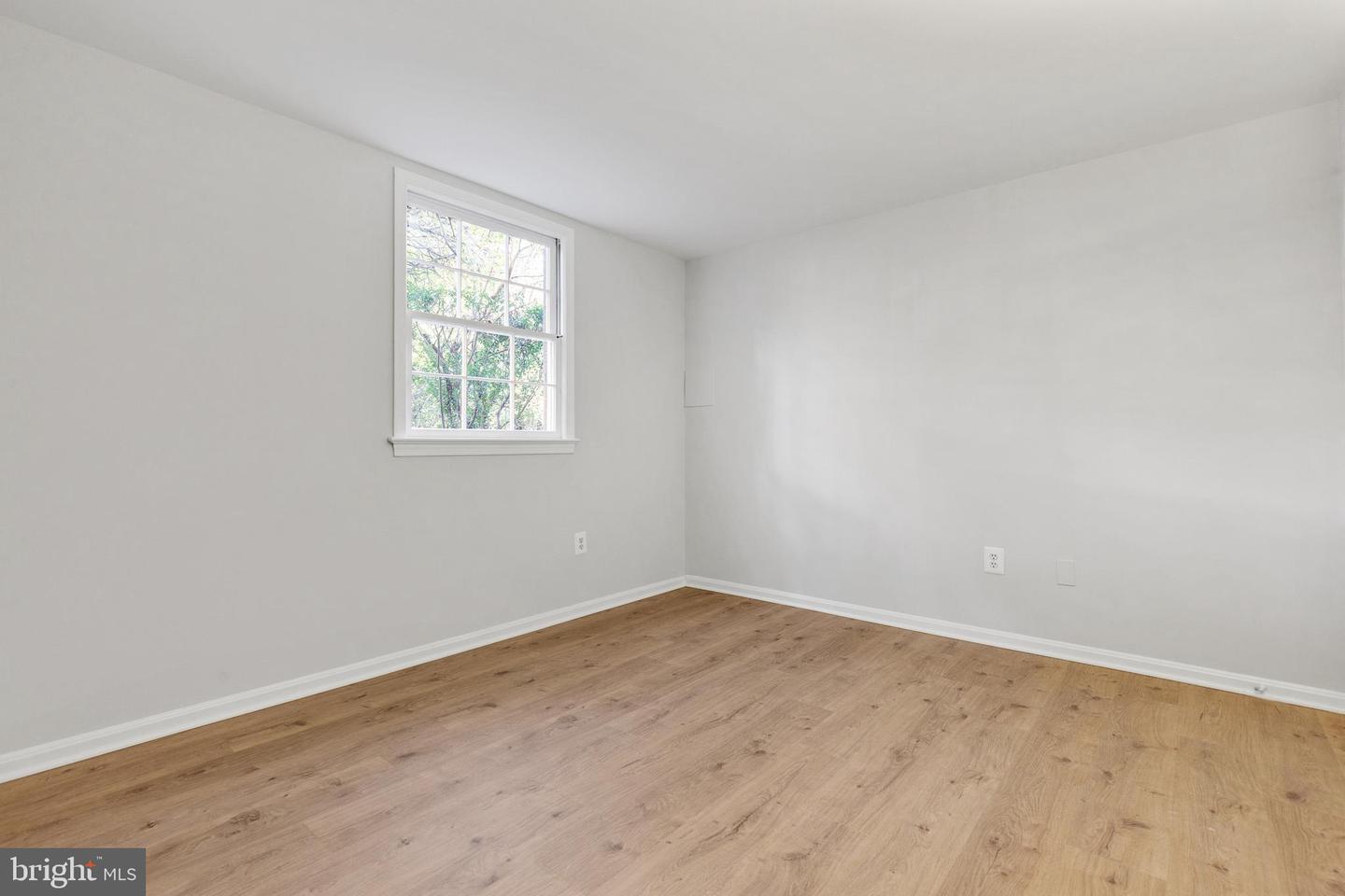 8425 Sulky COURT