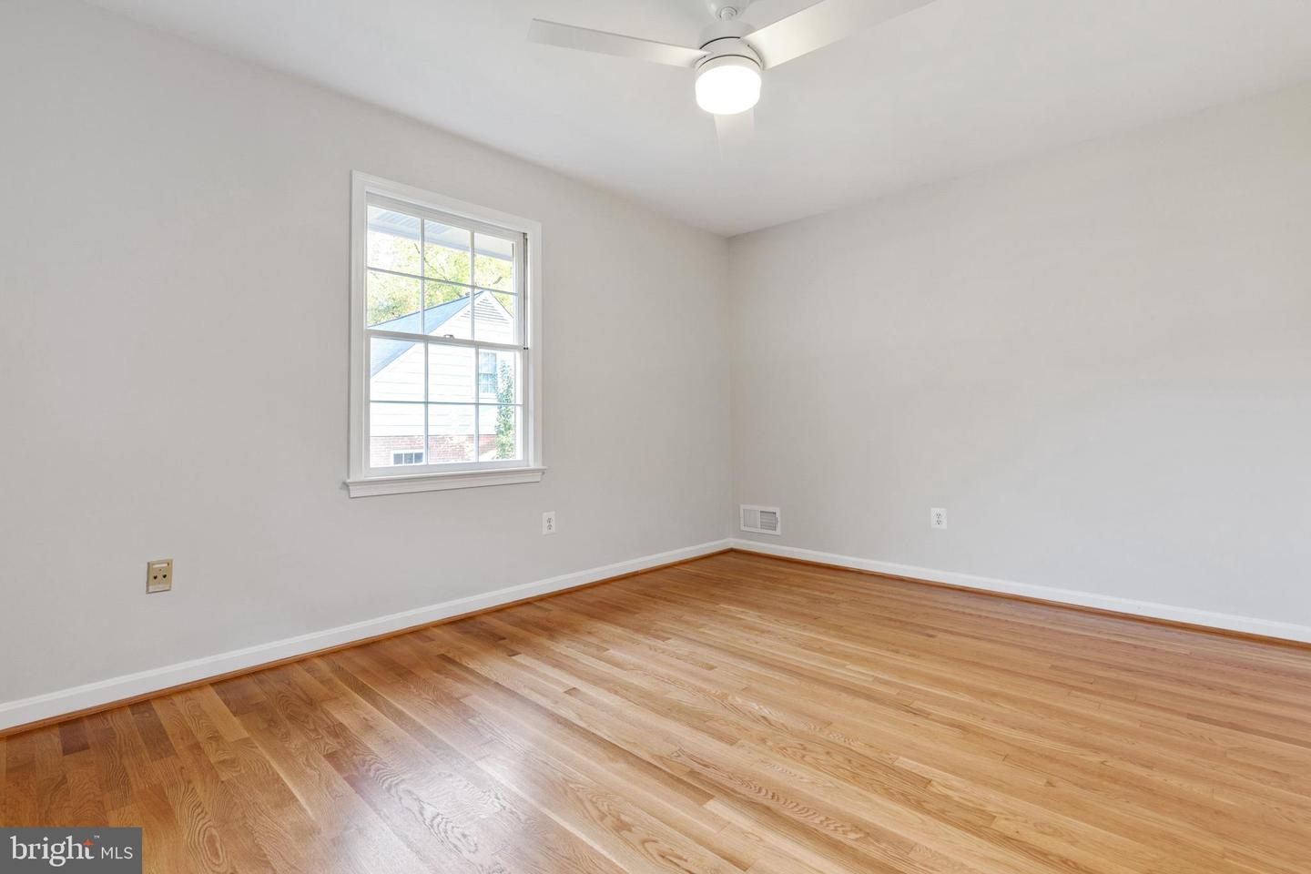 8425 Sulky COURT