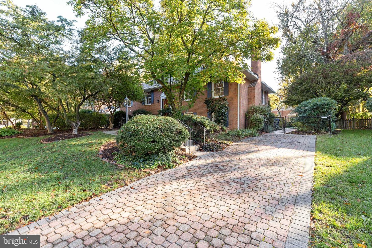 8425 Sulky COURT