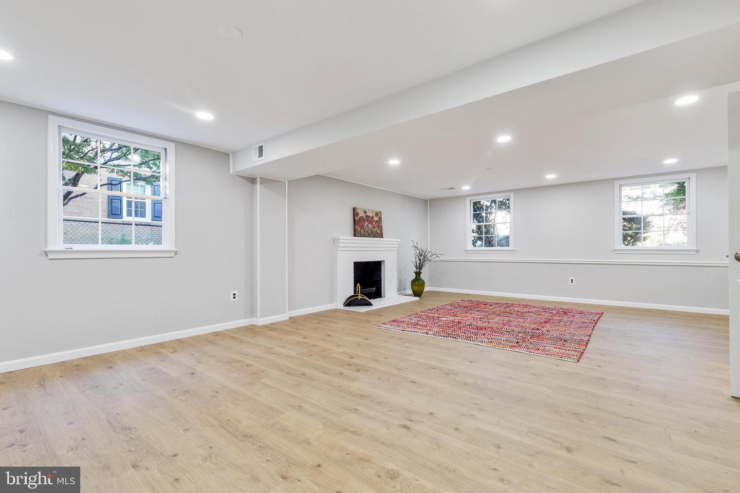 8425 Sulky COURT