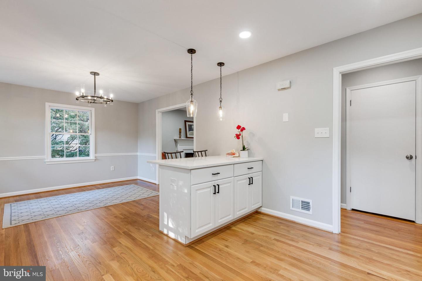 8425 Sulky COURT