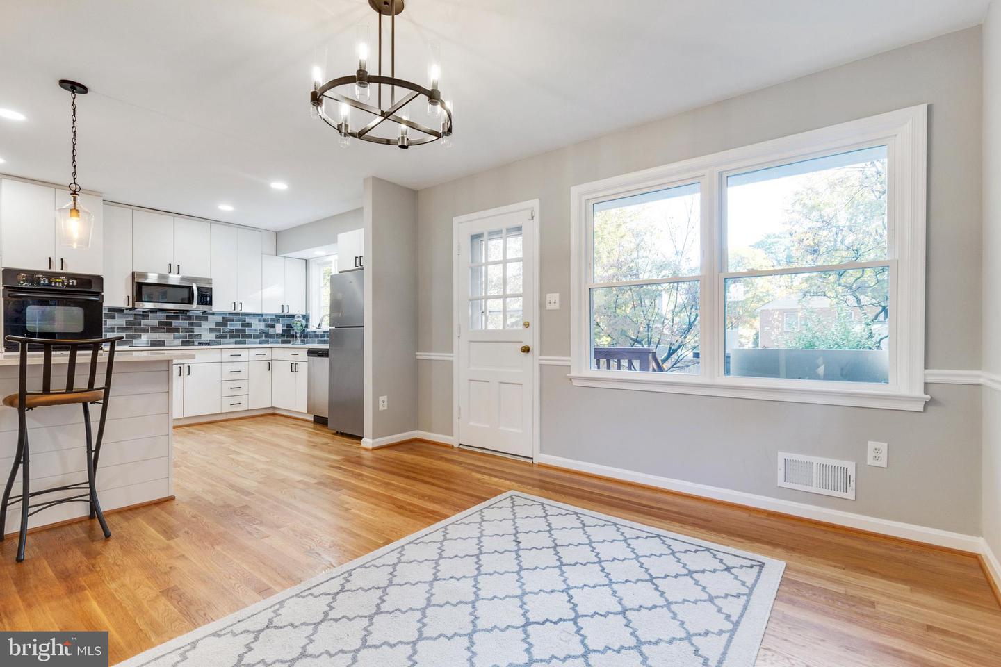 8425 Sulky COURT