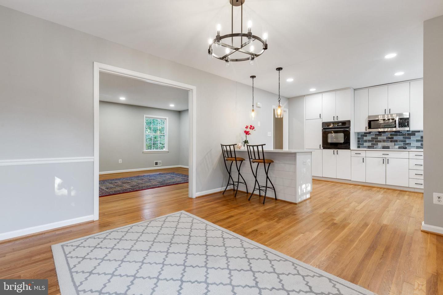 8425 Sulky COURT