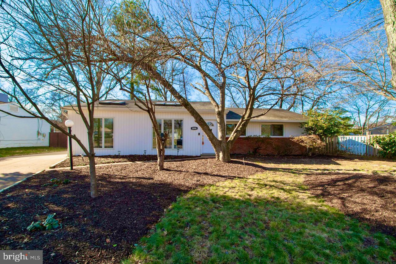 8006 Russell ROAD
