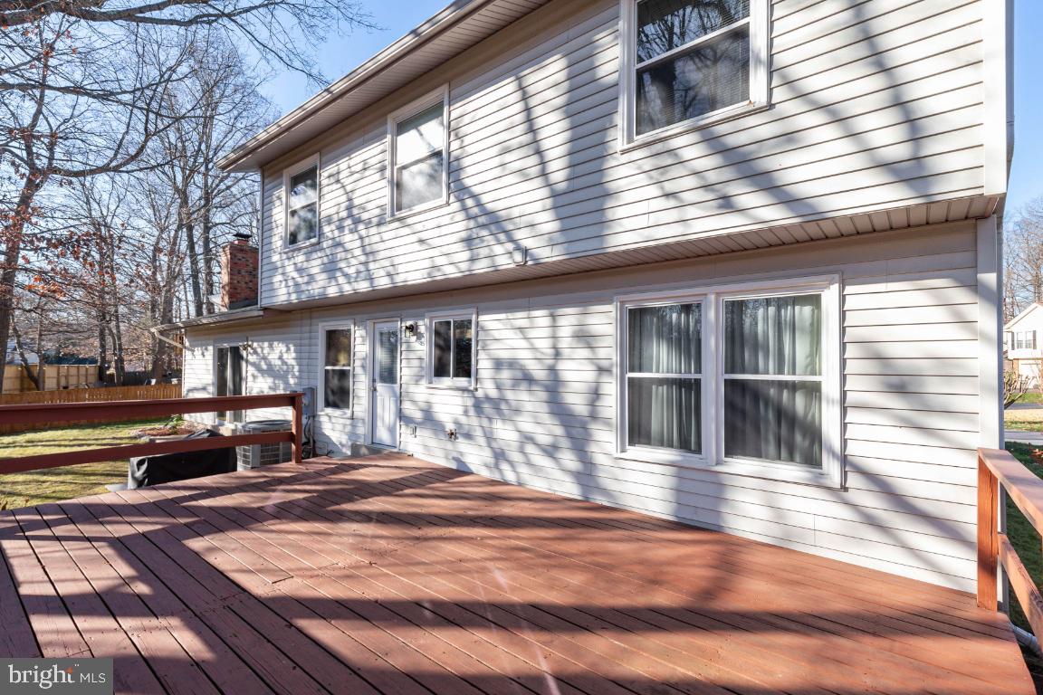9501 Yawl COURT