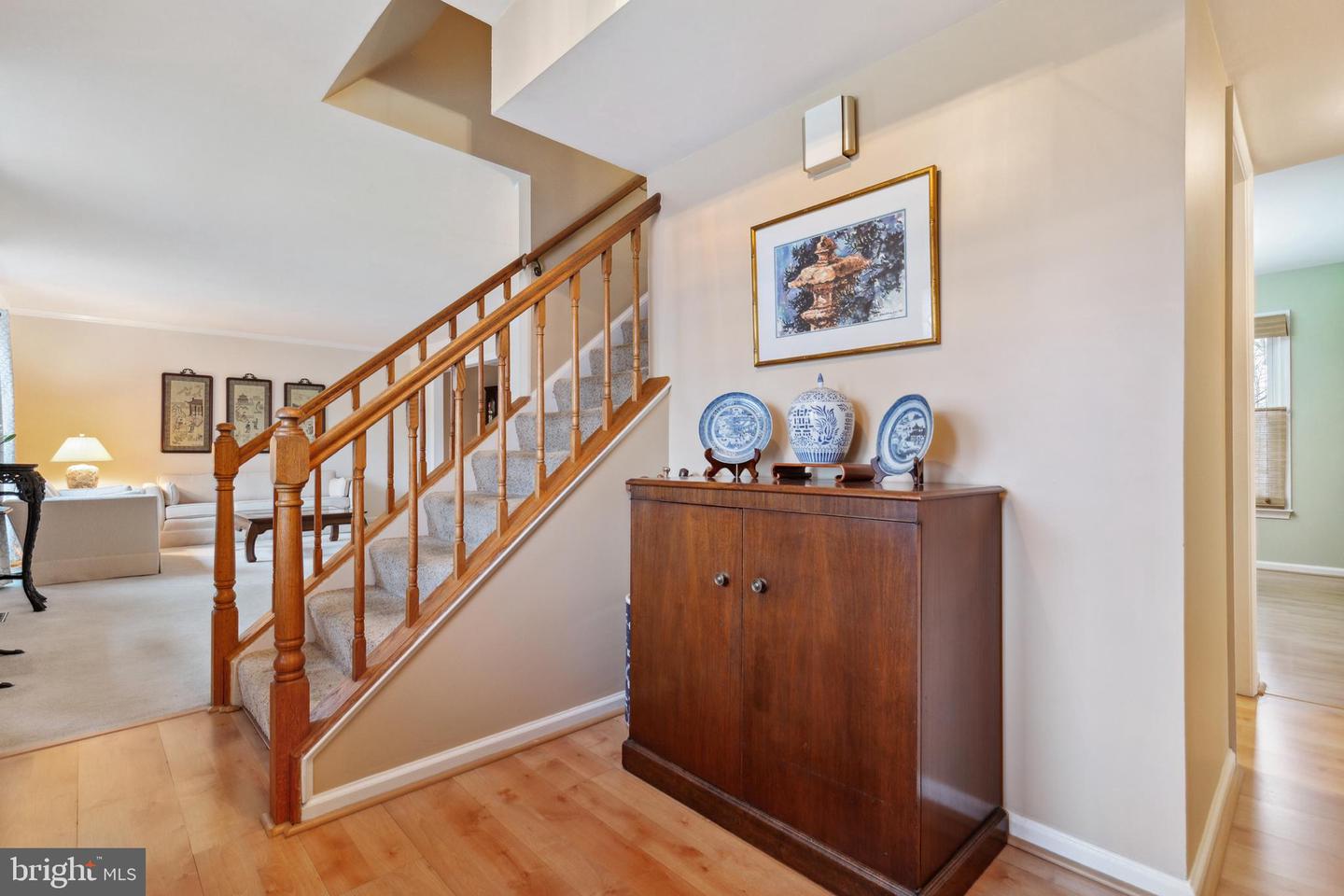 9501 Yawl COURT