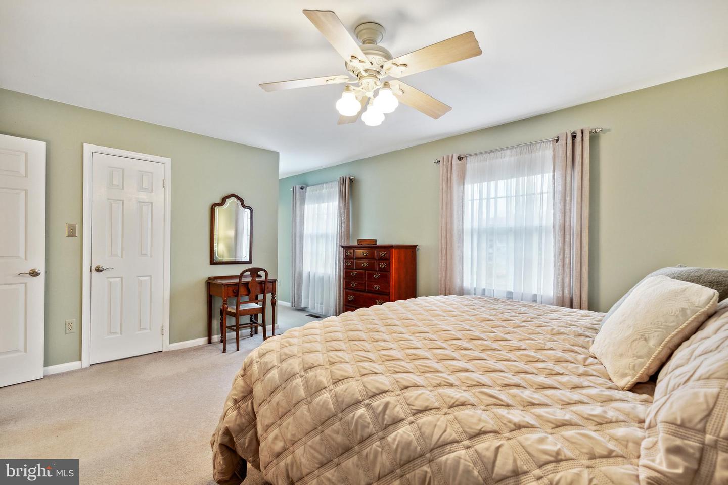 9501 Yawl COURT