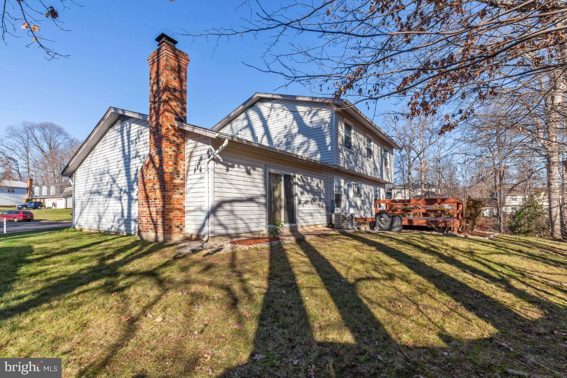 9501 Yawl COURT