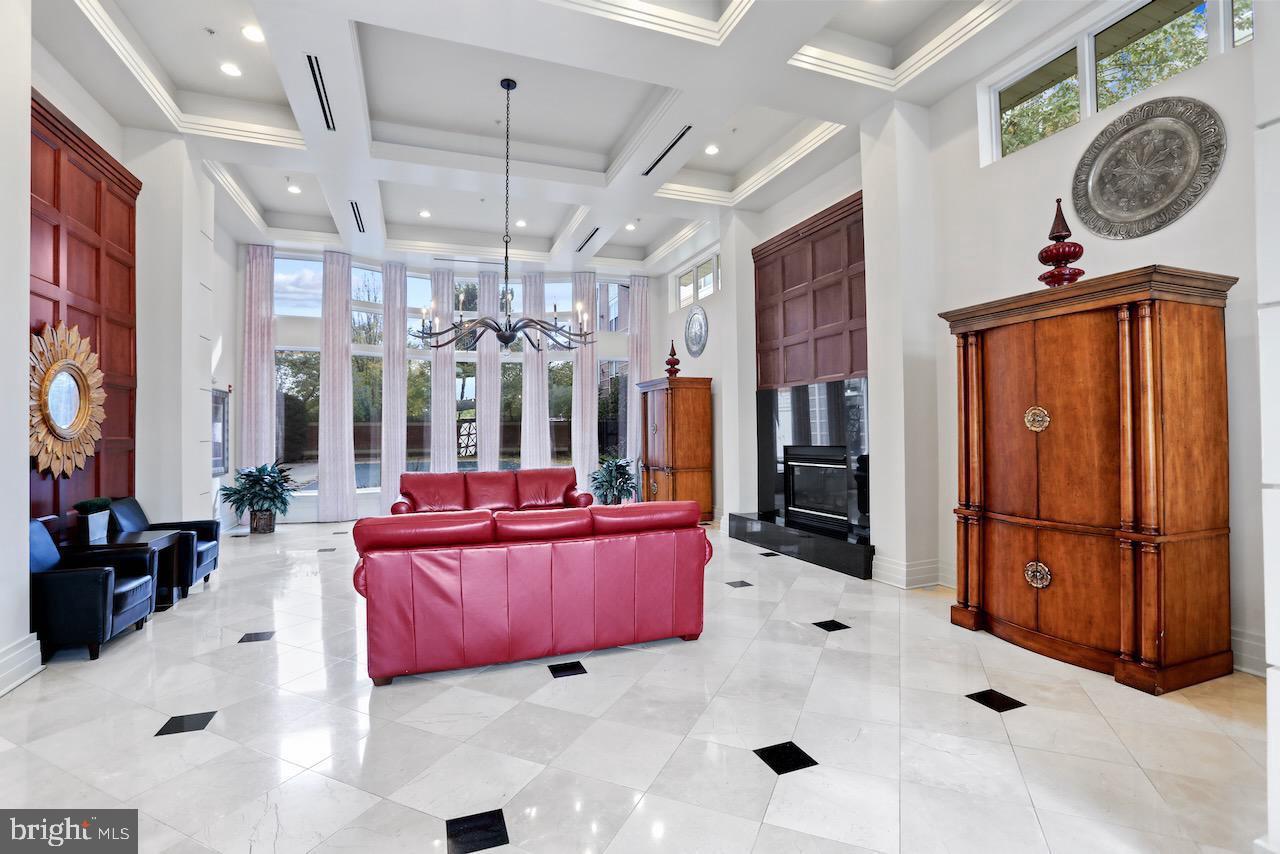 9480 Virginia Center BOULEVARD Unit: 440