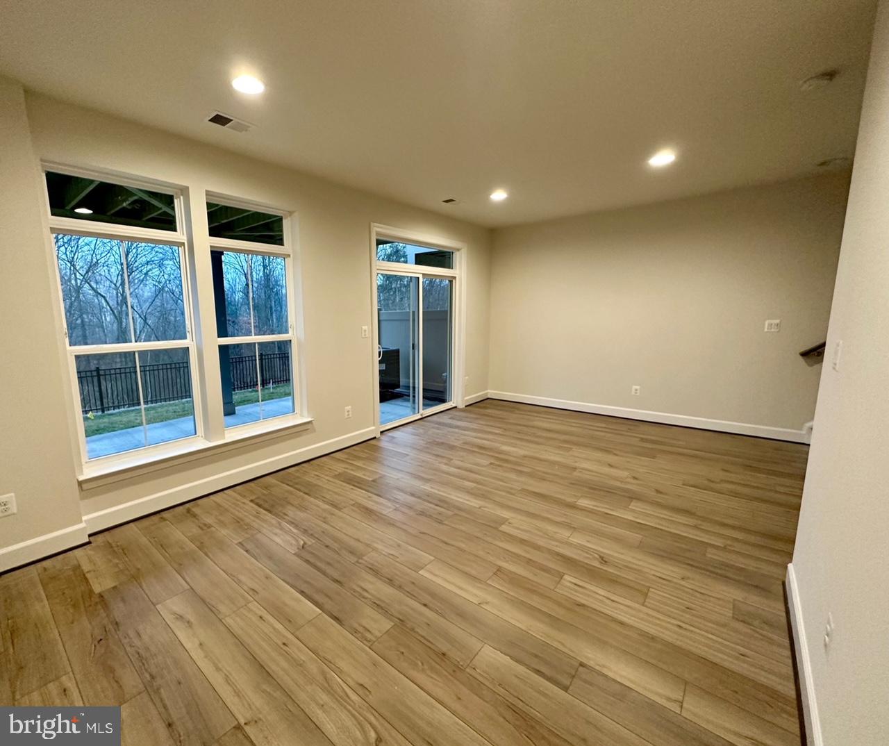 5221 Ridgeview Retreat DRIVE