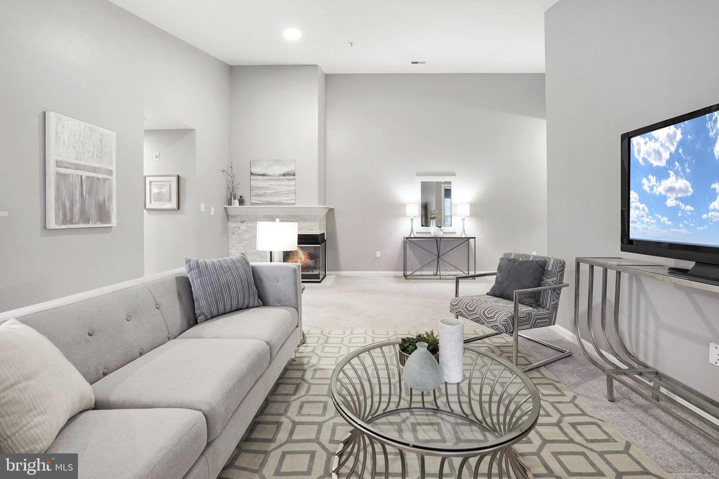 7532 Coxton COURT Unit: L