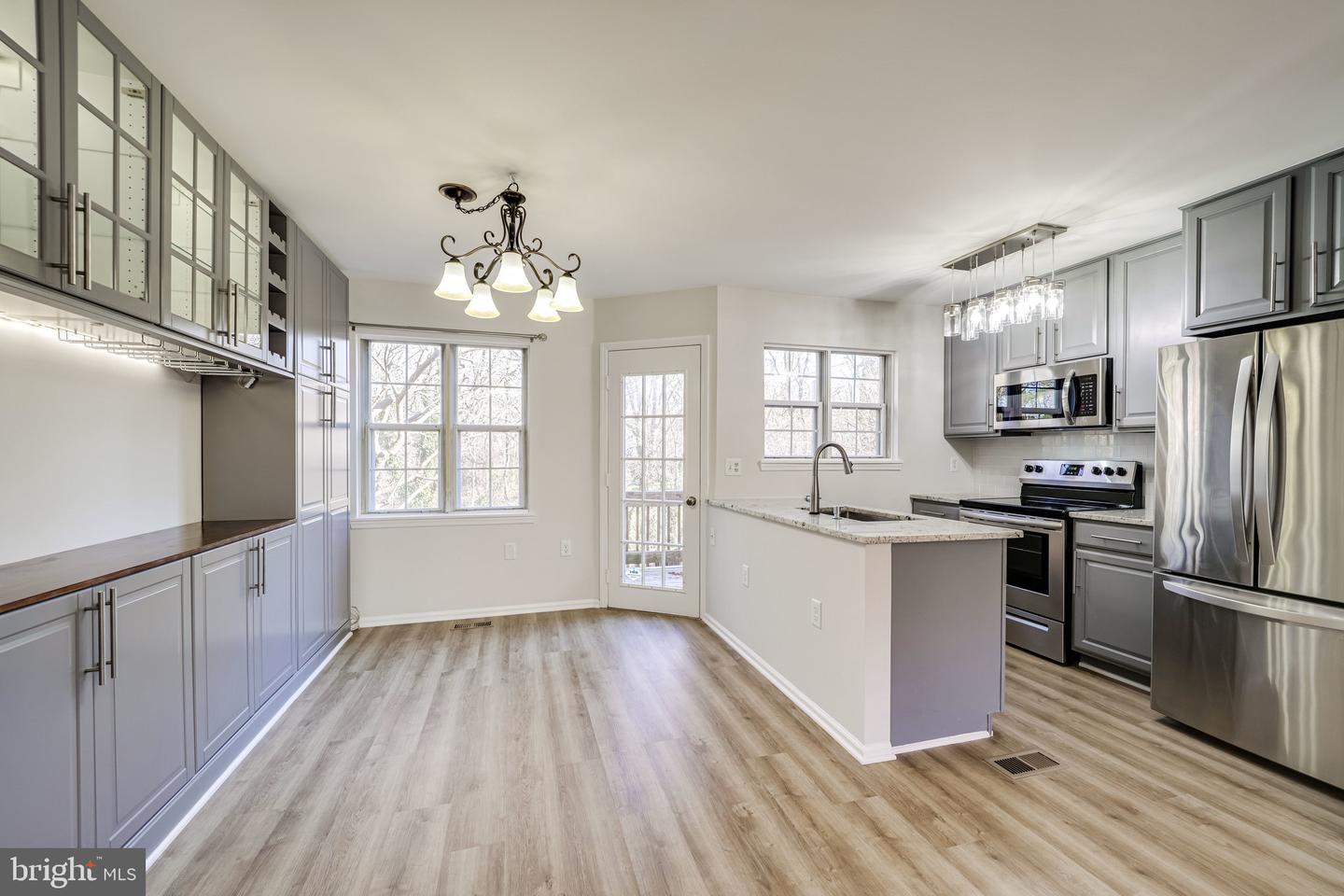 5737 Evergreen Knoll COURT