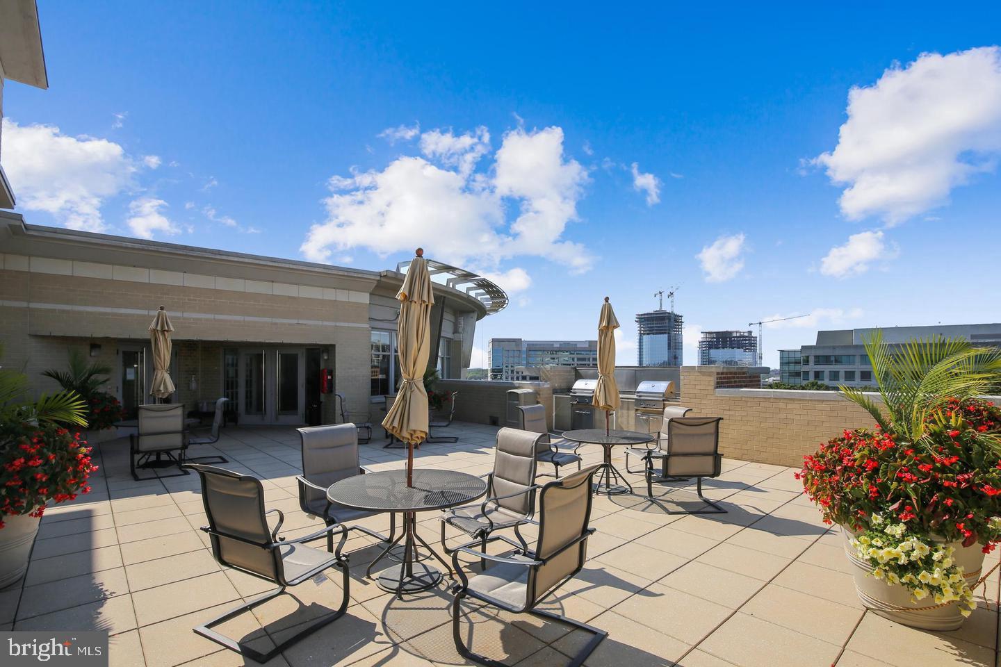 11800 Sunset Hills ROAD Unit: 1218