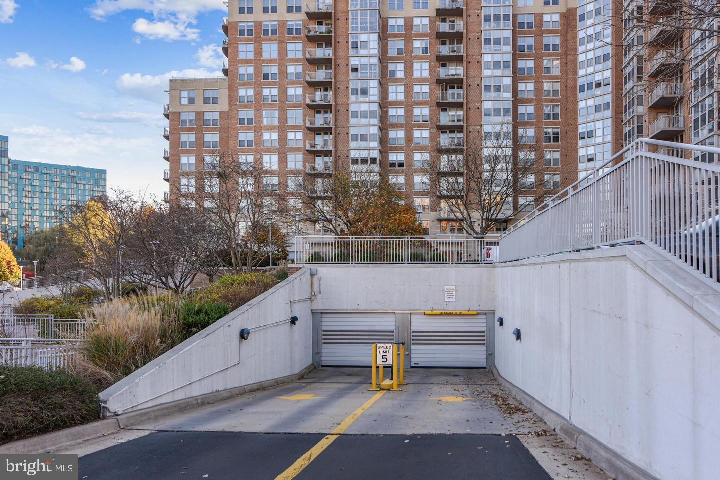 11800 Sunset Hills ROAD Unit: 1218
