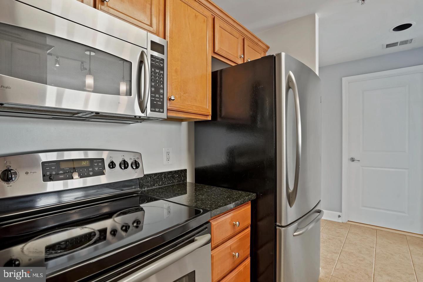 11800 Sunset Hills ROAD Unit: 1218