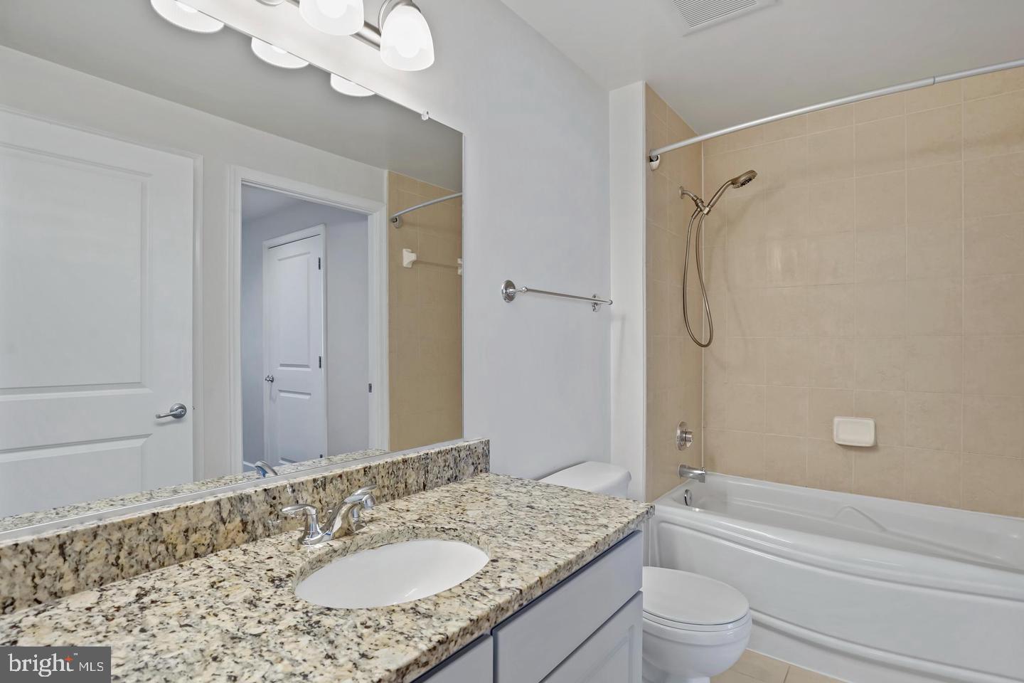 11800 Sunset Hills ROAD Unit: 1218