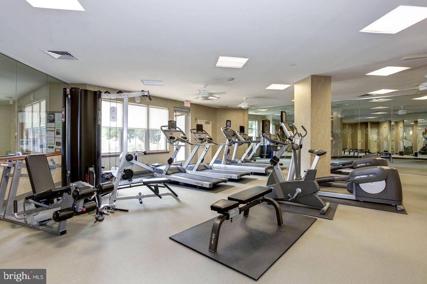 11800 Sunset Hills ROAD Unit: 1218