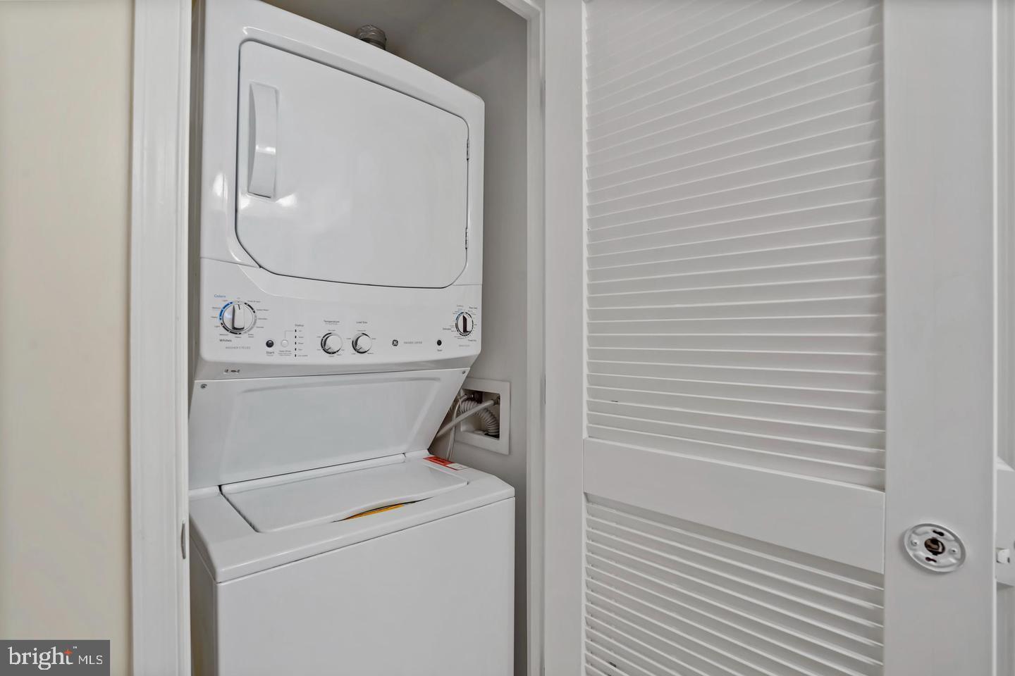 11800 Sunset Hills ROAD Unit: 1218