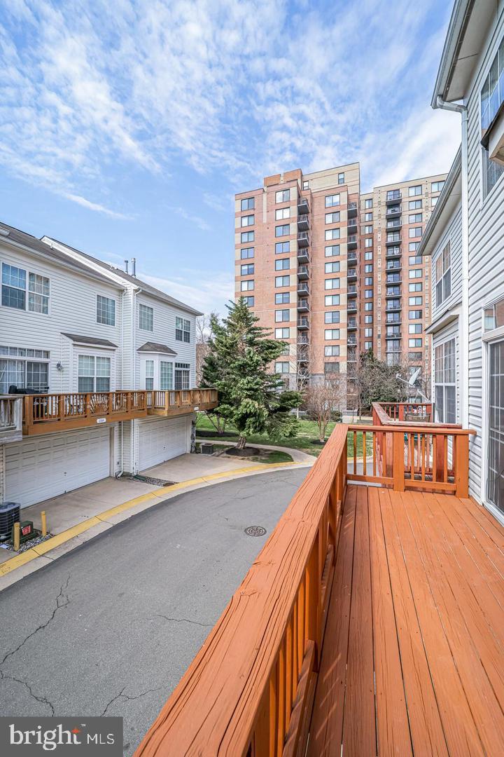 2337 Huntington Station COURT