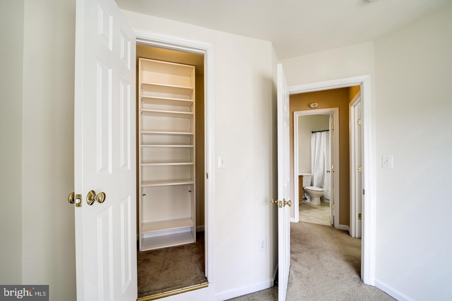 2337 Huntington Station COURT