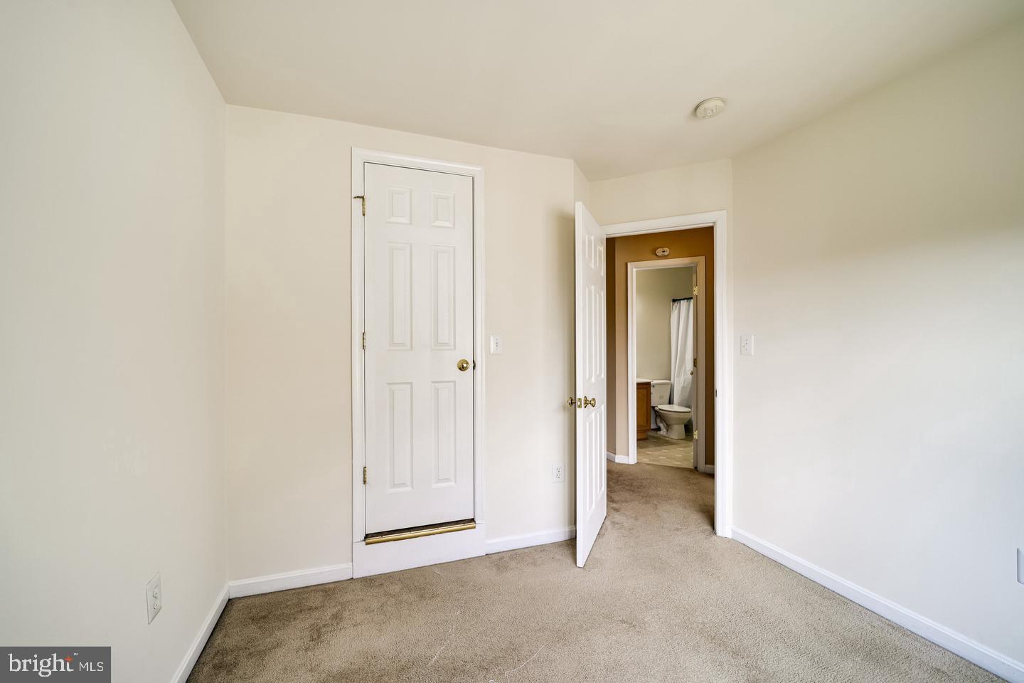 2337 Huntington Station COURT