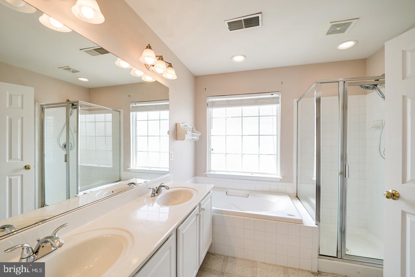 2337 Huntington Station COURT