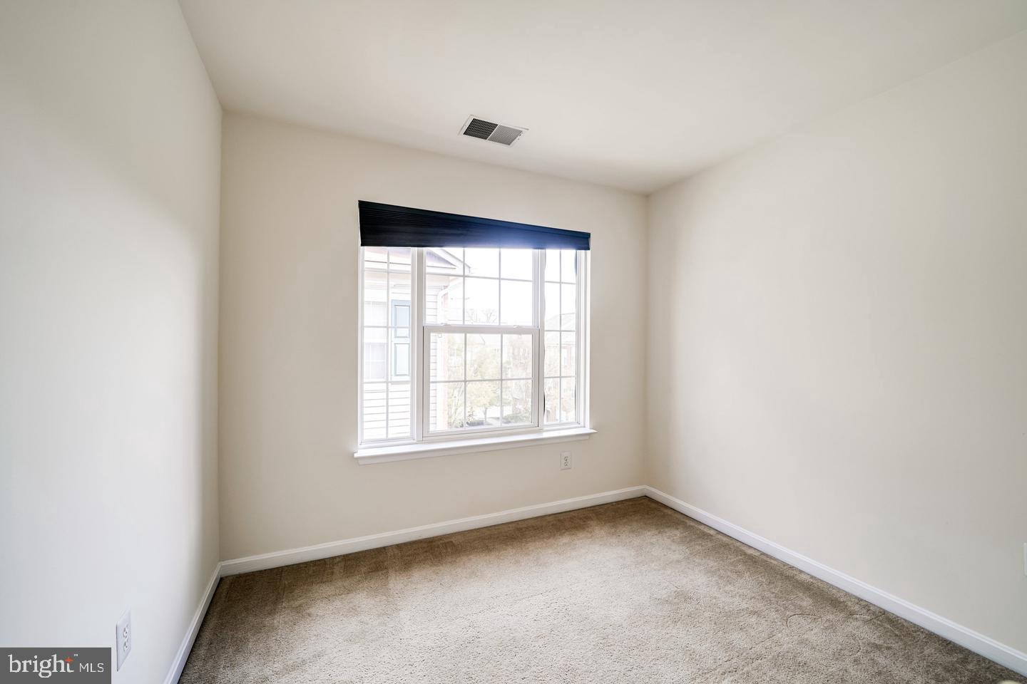 2337 Huntington Station COURT