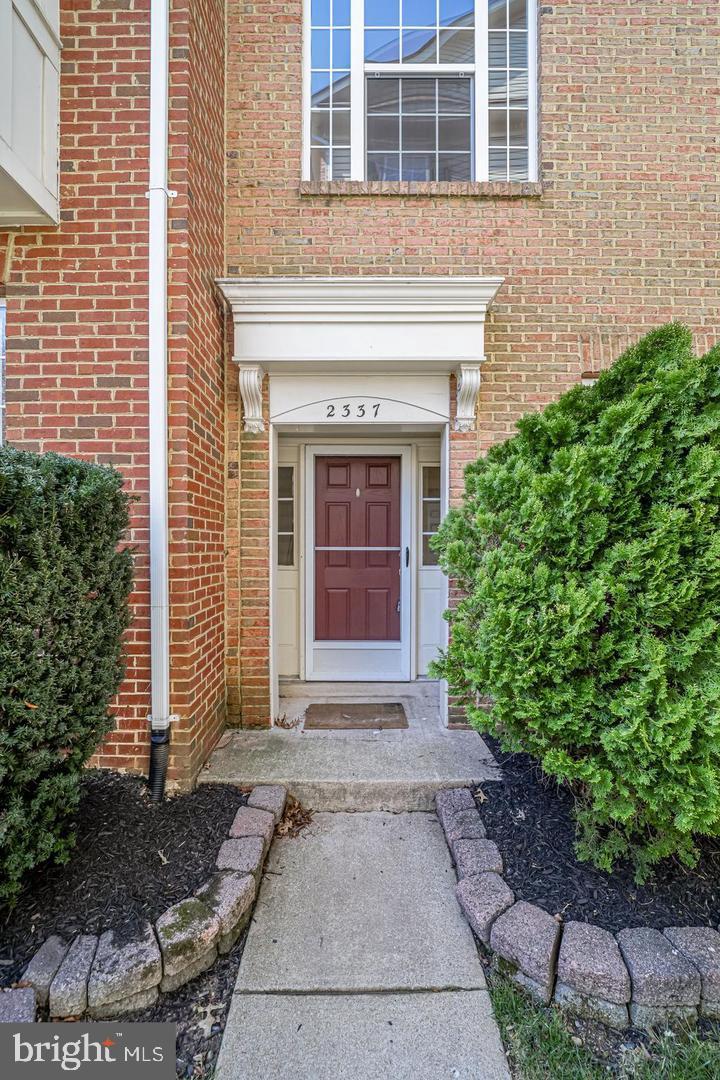 2337 Huntington Station COURT