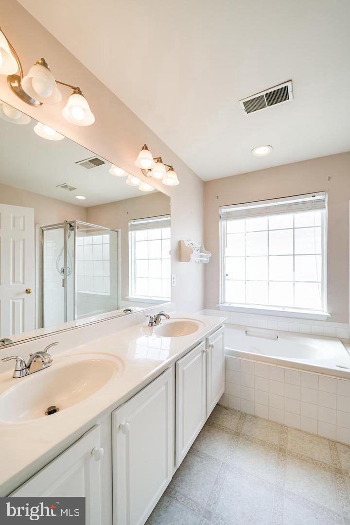 2337 Huntington Station COURT