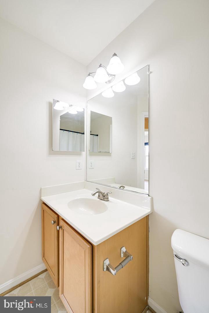 2337 Huntington Station COURT