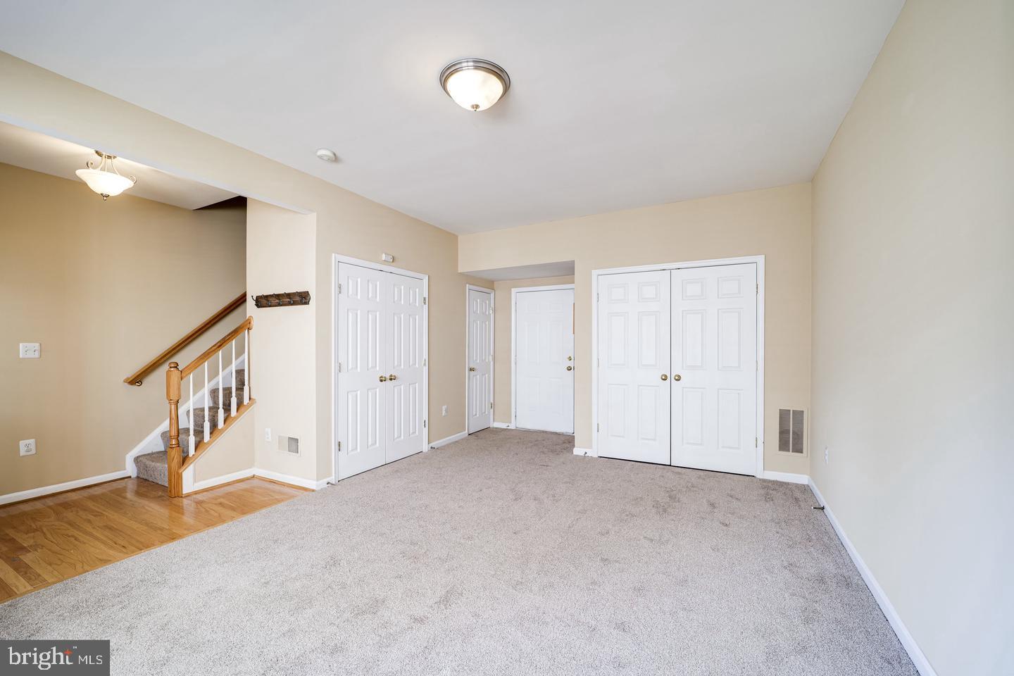2337 Huntington Station COURT