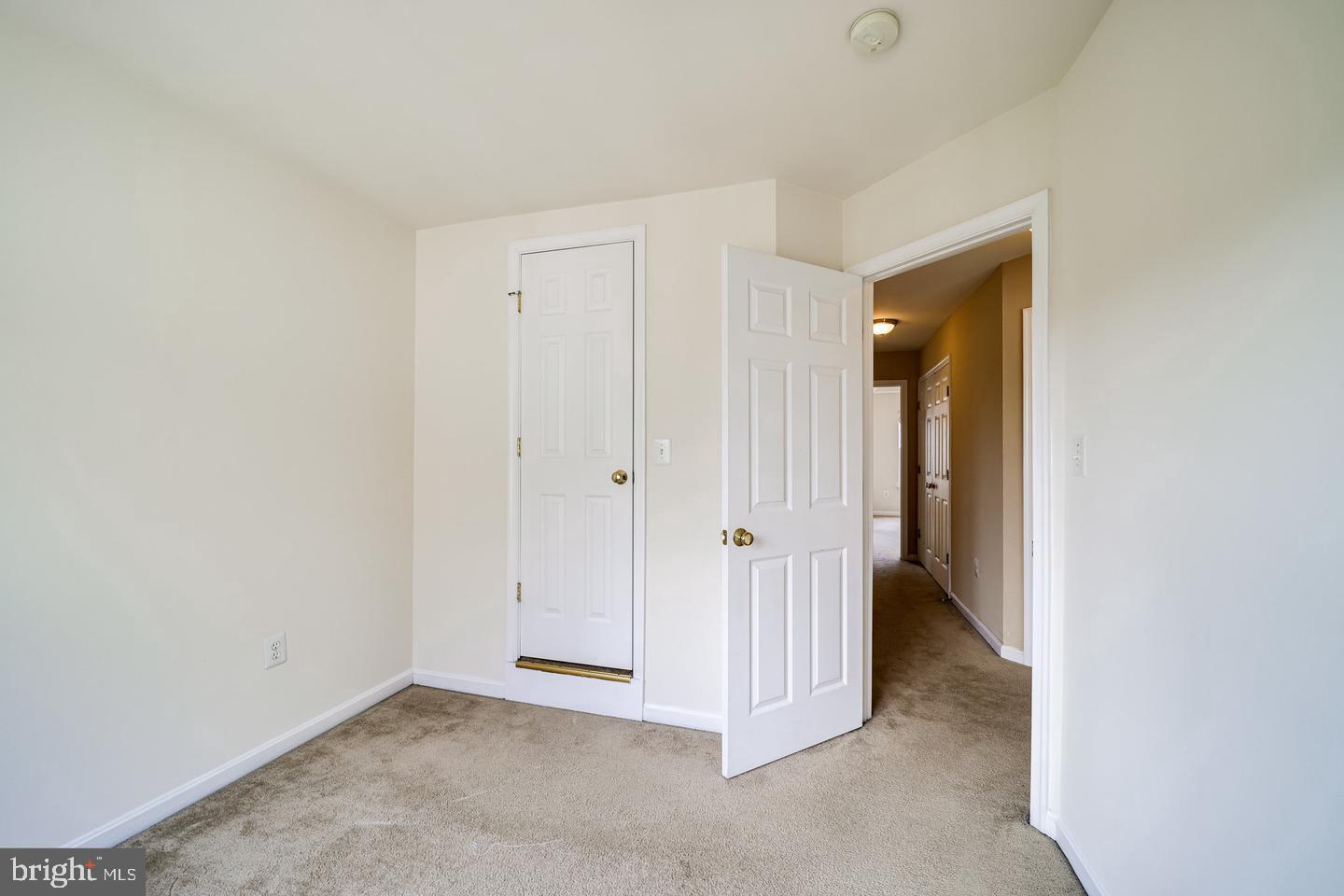 2337 Huntington Station COURT