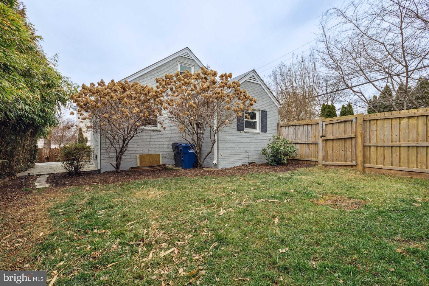 3018 Graham ROAD
