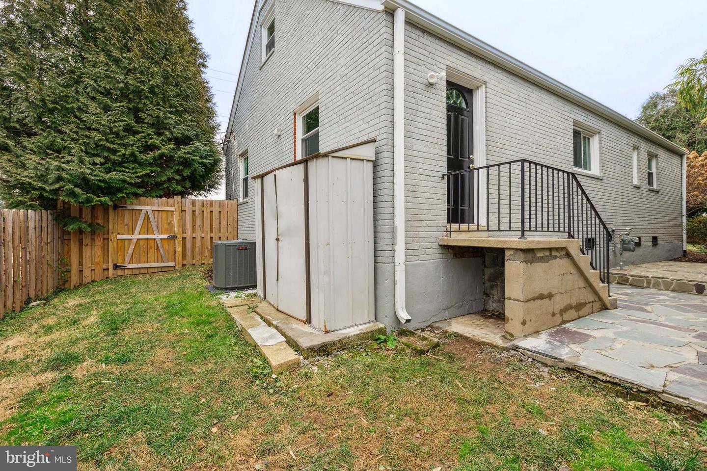 3018 Graham ROAD