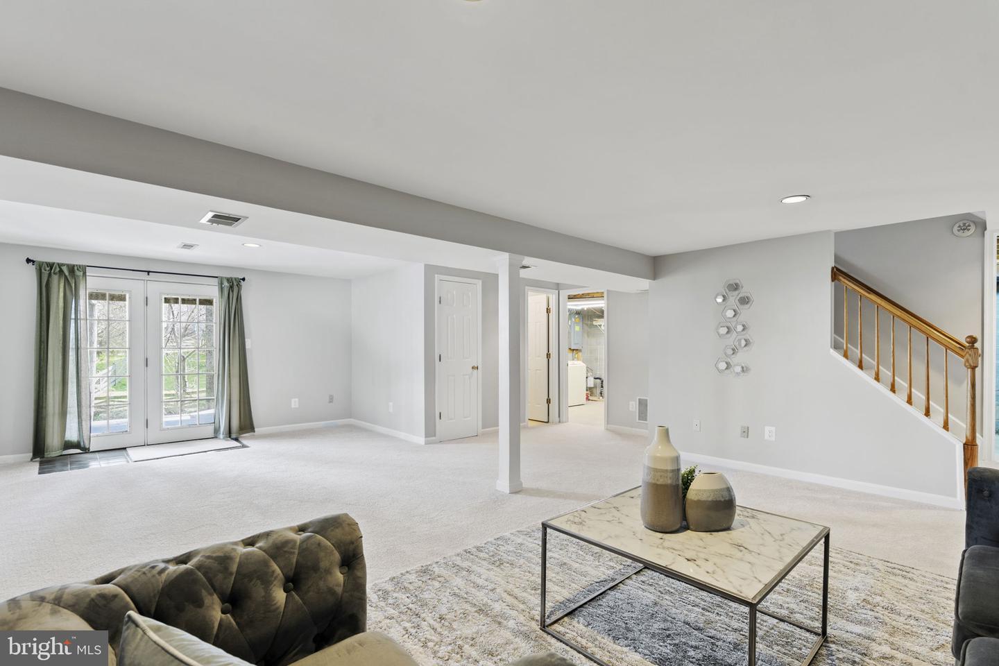 5905 Hollow Oak COURT